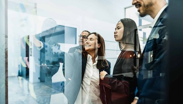 Élevez votre stratégie avec une agence de fidélisation b2b dynamique