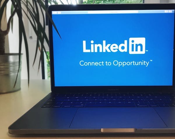 Comprendre les tarifs de LinkedIn pour optimiser votre réseau